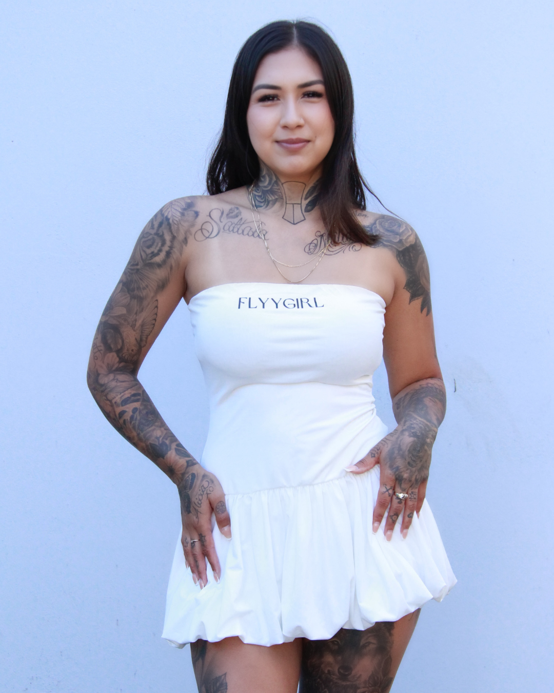 White / M